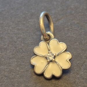 Pandora Primrose Pendant